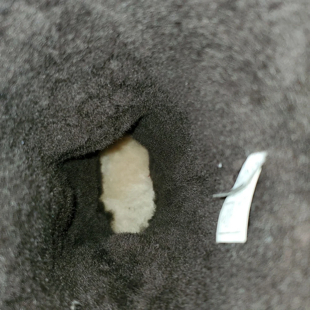 UGG bailey button
